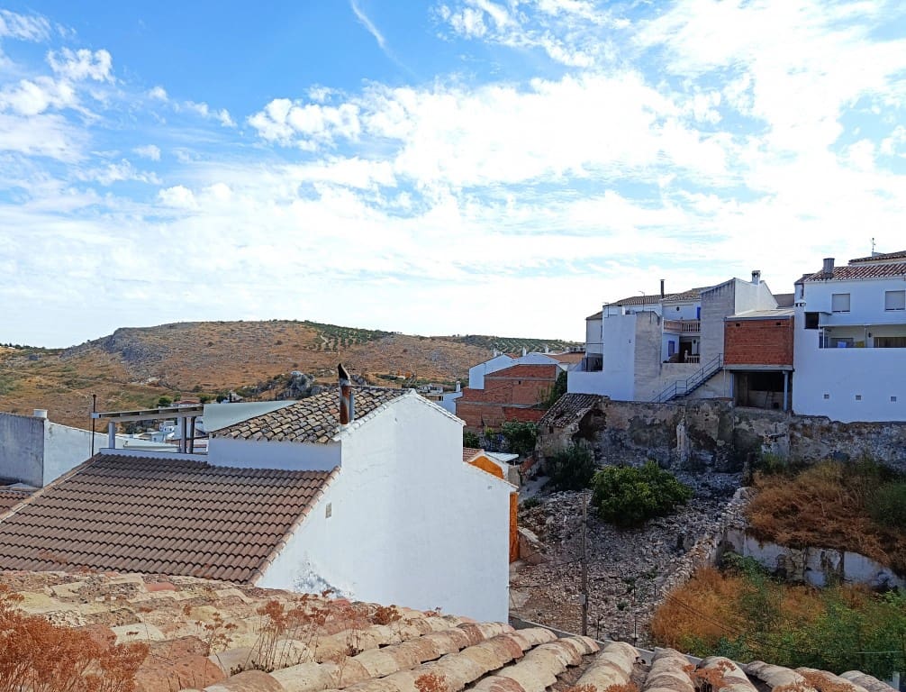 6 quarto Casa em Banda para venda em Luque com garagem - 89 000 € (Ref: 10125147)