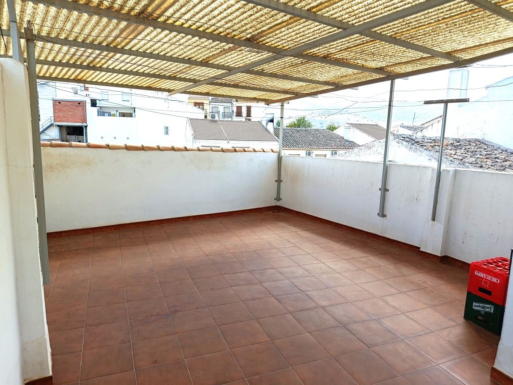 6 quarto Casa em Banda para venda em Luque com garagem - 89 000 € (Ref: 10125147)