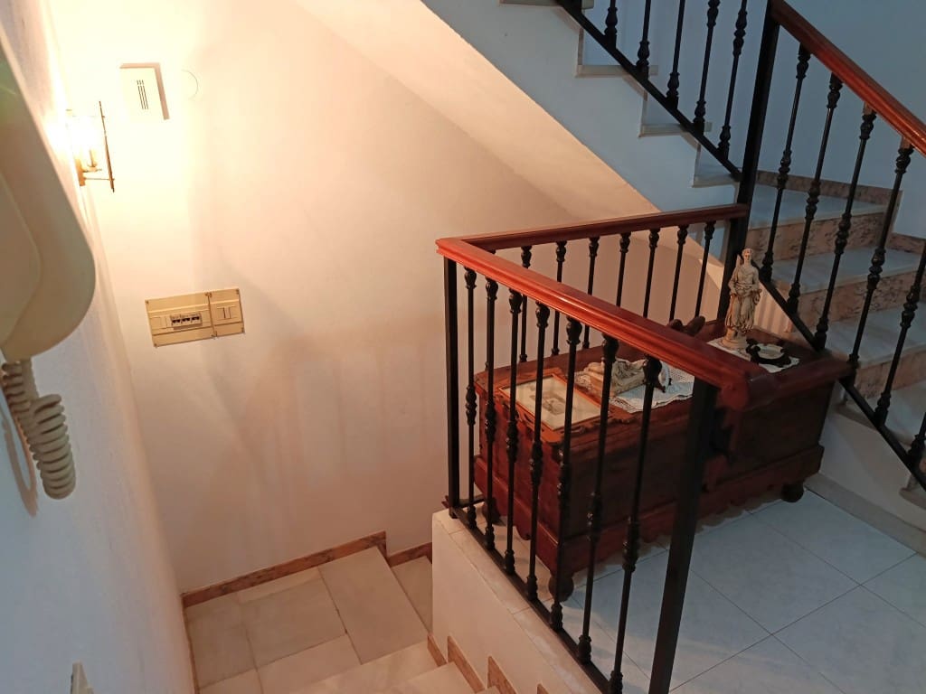 6 quarto Casa em Banda para venda em Luque com garagem - 89 000 € (Ref: 10125147)