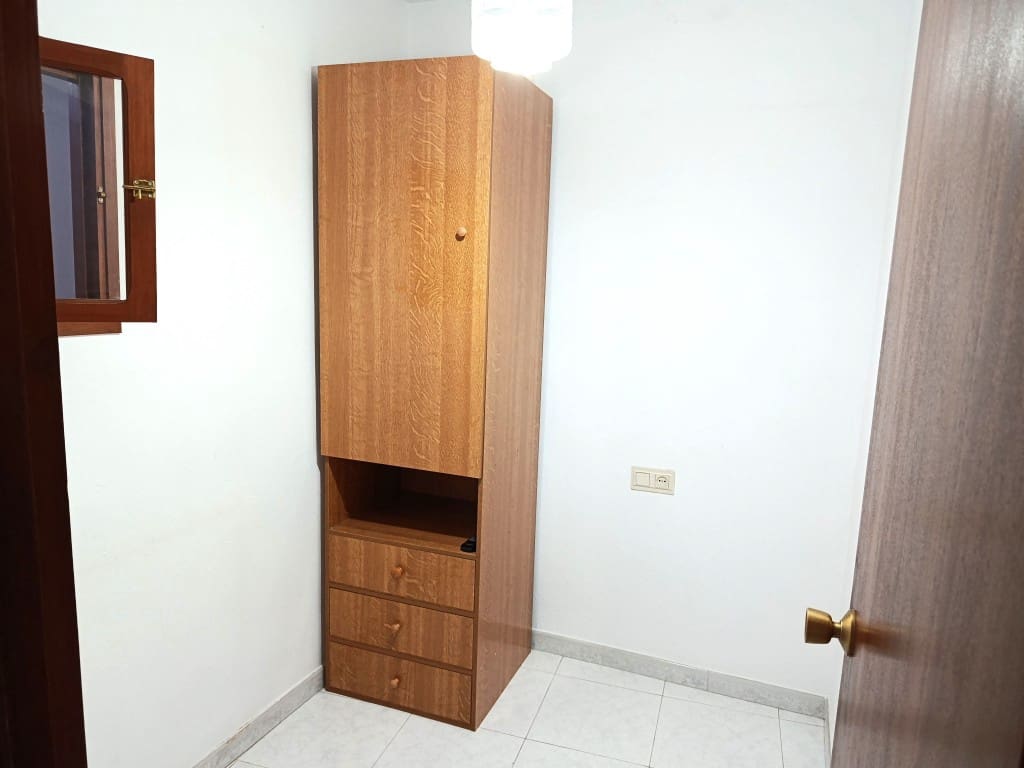 6 quarto Casa em Banda para venda em Luque com garagem - 89 000 € (Ref: 10125147)