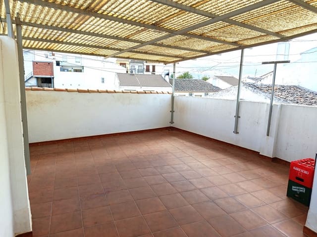 6 quarto Casa em Banda para venda em Luque com garagem - 89 000 € (Ref: 10125147)