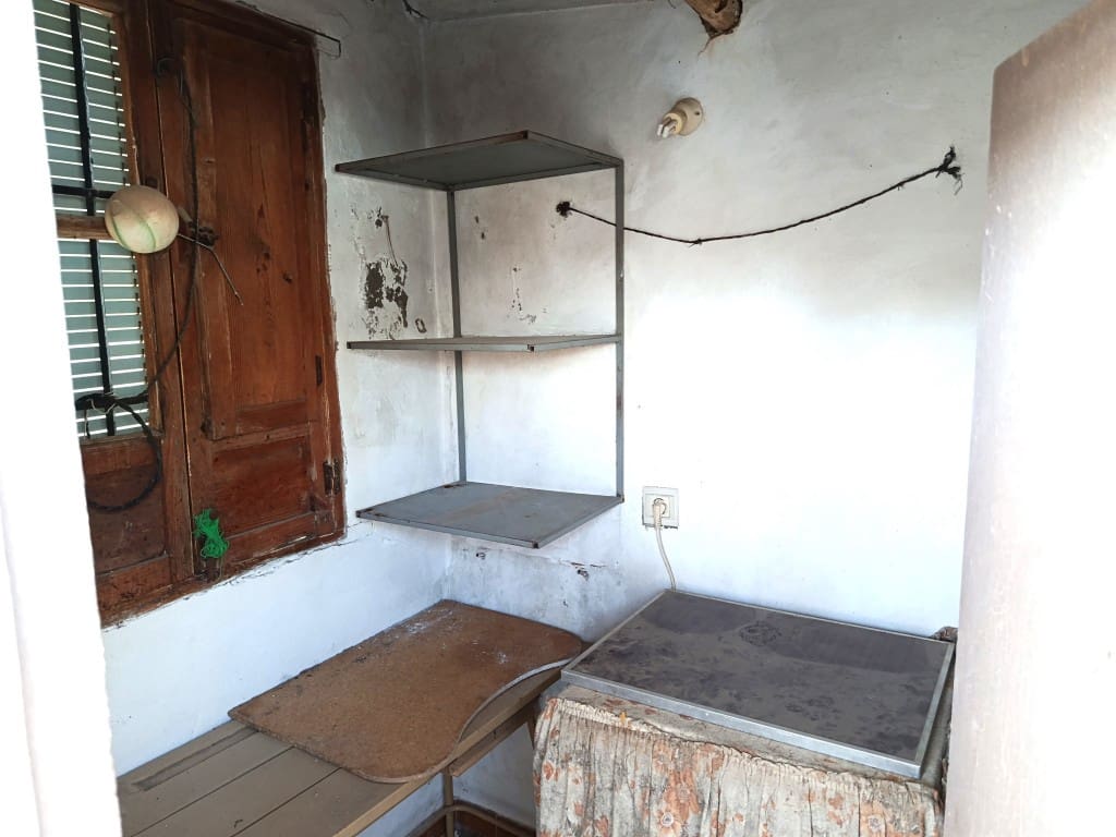 6 quarto Casa em Banda para venda em Luque com garagem - 89 000 € (Ref: 10125147)