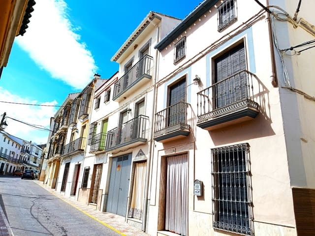6 quarto Casa em Banda para venda em Luque com garagem - 89 000 € (Ref: 10125147)