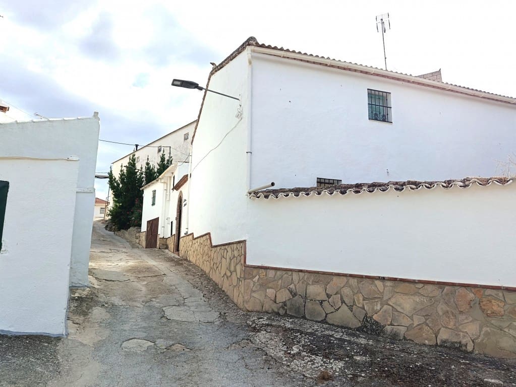 6 soveværelse Finca/Landehus til salg i Sabariego med garage - € 77.000 (Ref: 10135115)
