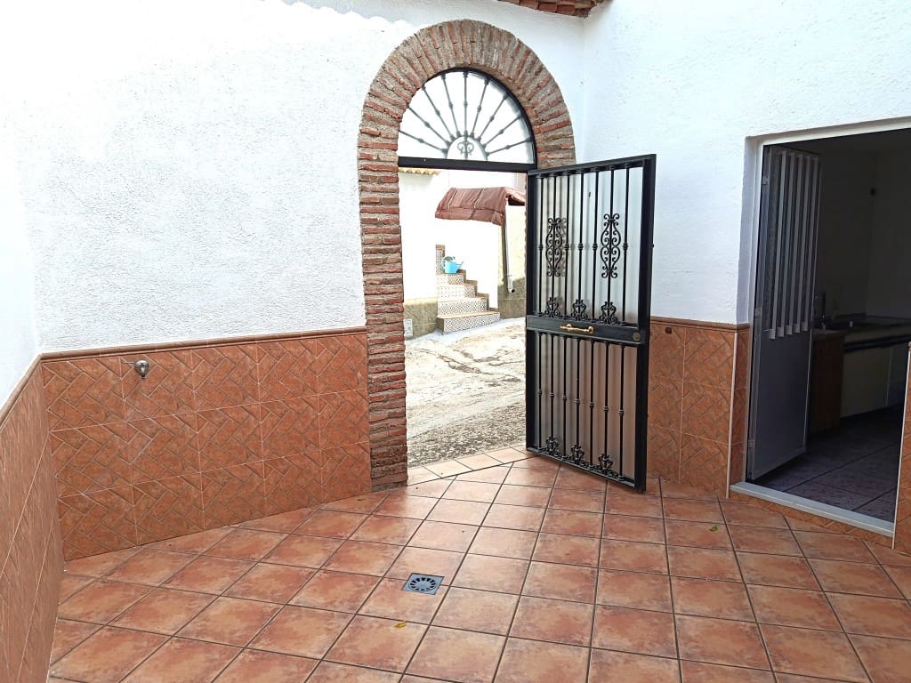 6 soveværelse Finca/Landehus til salg i Sabariego med garage - € 77.000 (Ref: 10135115)