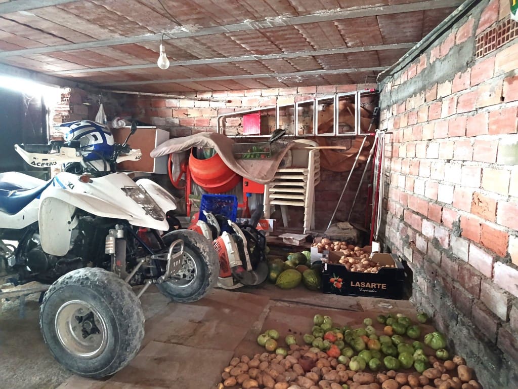 6 soveværelse Finca/Landehus til salg i Sabariego med garage - € 77.000 (Ref: 10135115)