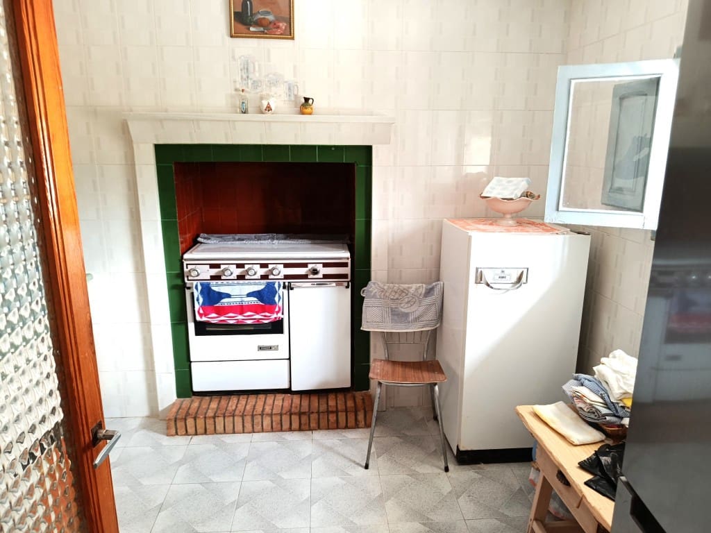 3 soveværelse Finca/Landehus til salg i La Rabita med garage - € 119.000 (Ref: 10135271)