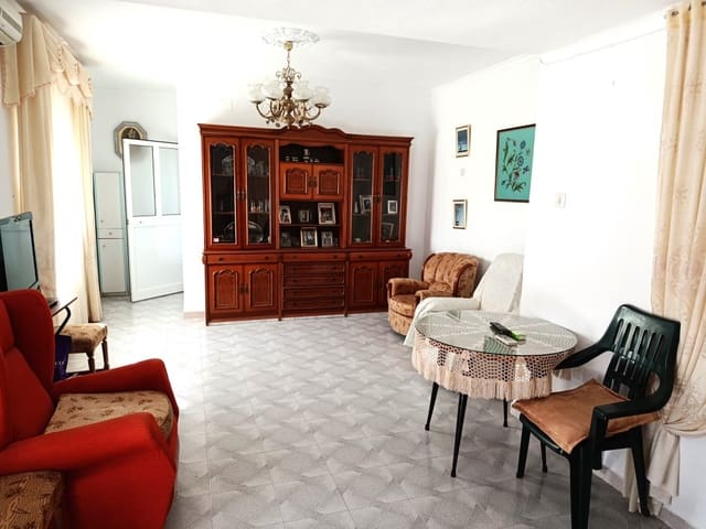 3 soveværelse Finca/Landehus til salg i La Rabita, Alcalá la Real med garage - € 119.000 (Ref: 10135271)