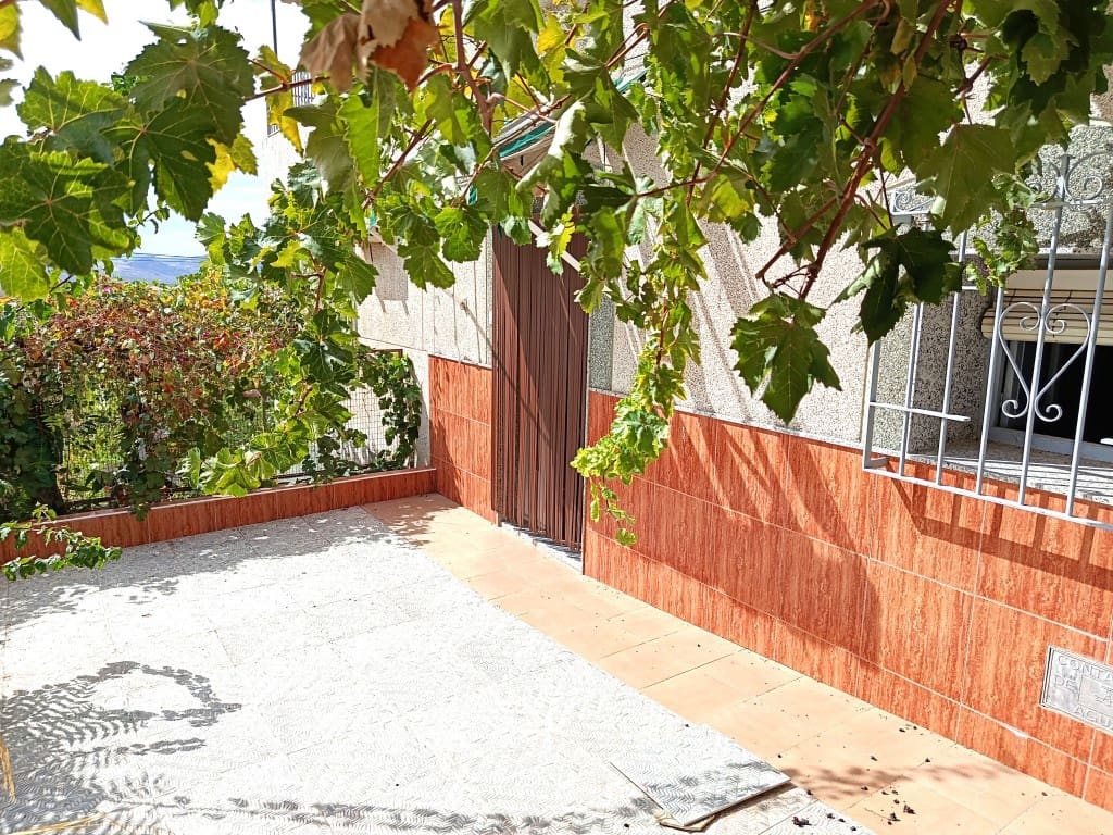 3 soveværelse Finca/Landehus til salg i La Rabita med garage - € 119.000 (Ref: 10135271)