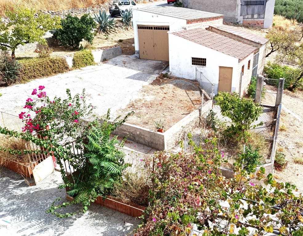 3 soveværelse Finca/Landehus til salg i La Rabita med garage - € 119.000 (Ref: 10135271)