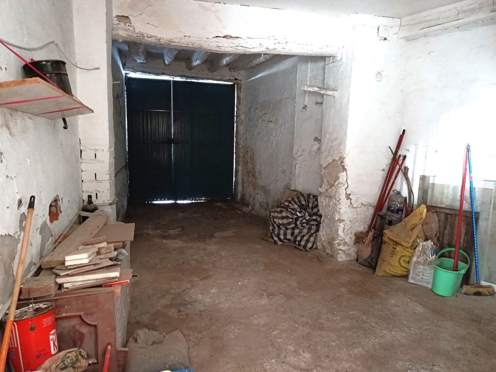 10 sovrum Hus till salu i Fuente-Tojar med garage - 109 000 € (Ref: 10149339)