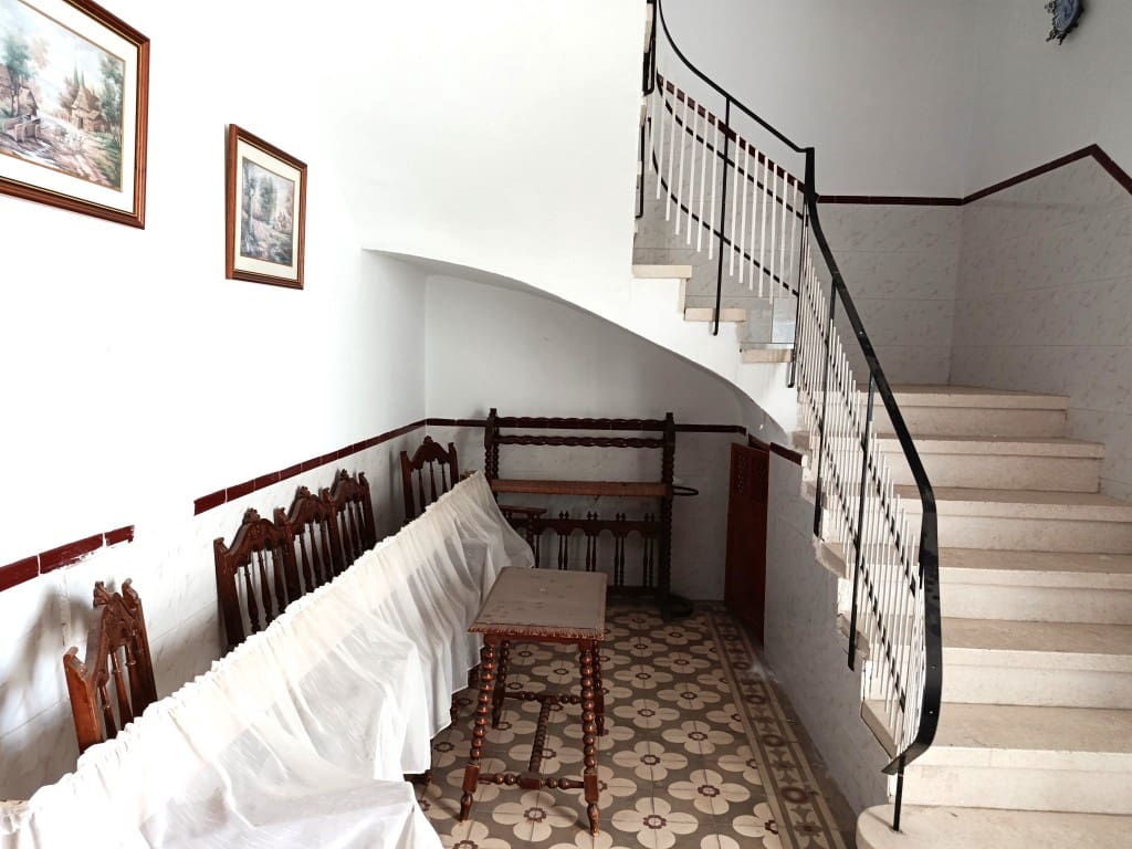 10 sovrum Hus till salu i Fuente-Tojar med garage - 109 000 € (Ref: 10149339)