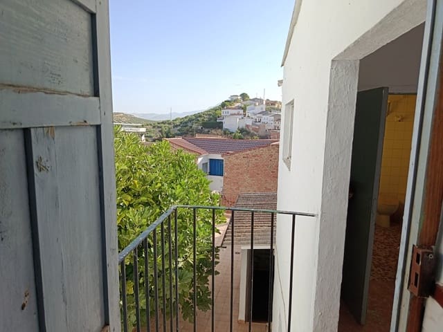 10 sovrum Hus till salu i Fuente-Tójar med garage - 109 000 € (Ref: 10149339)
