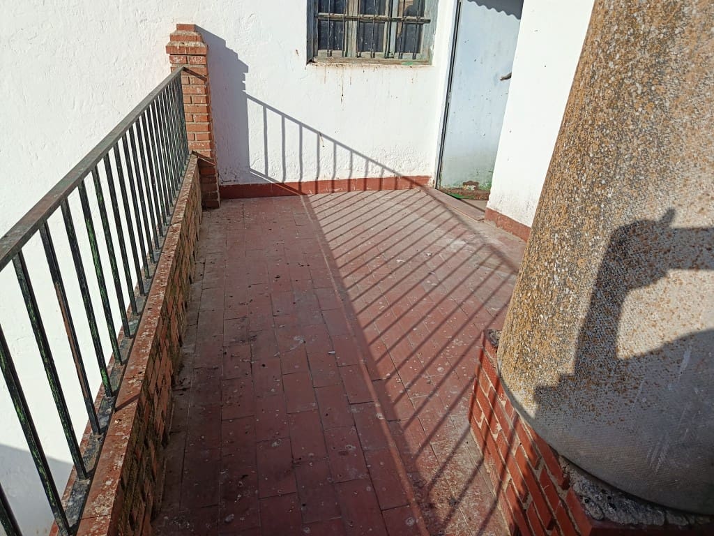 10 sovrum Hus till salu i Fuente-Tojar med garage - 109 000 € (Ref: 10149339)
