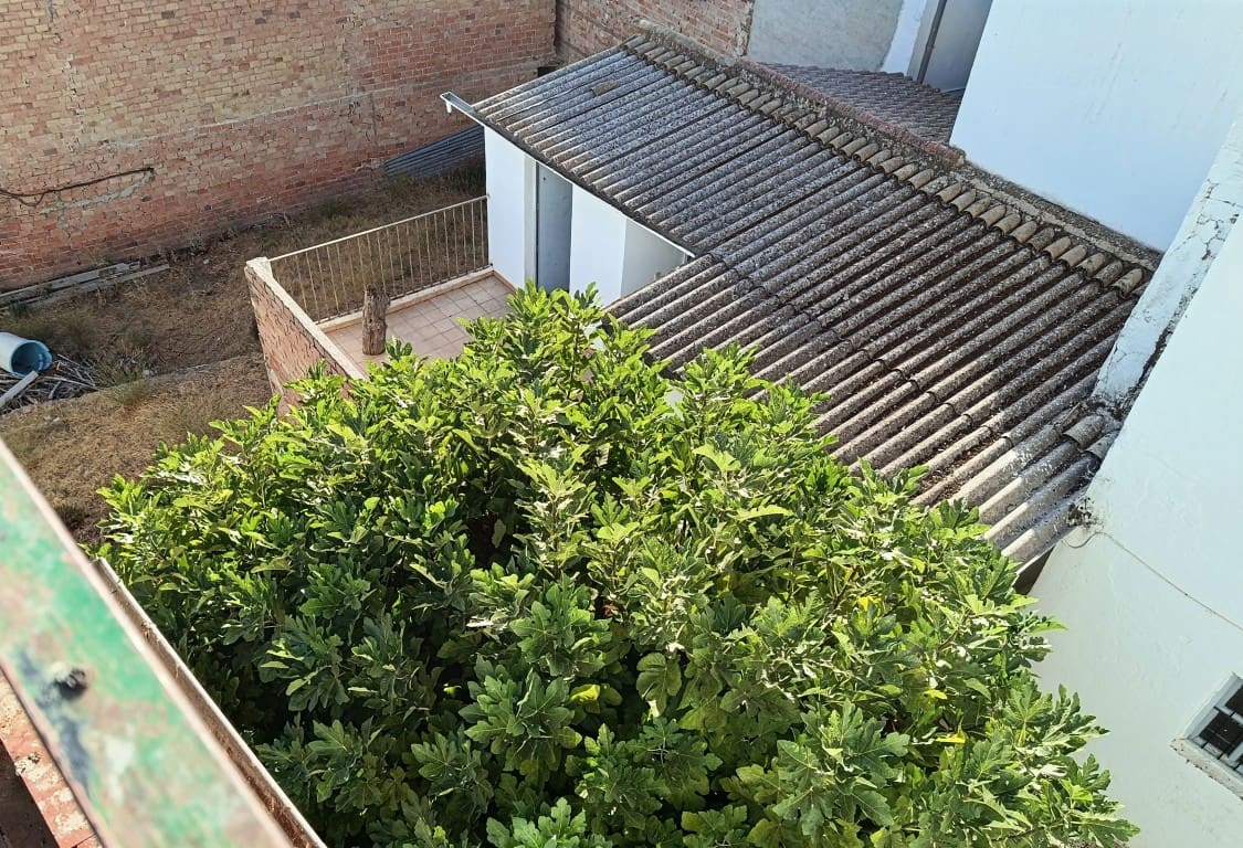 10 sovrum Hus till salu i Fuente-Tojar med garage - 109 000 € (Ref: 10149339)