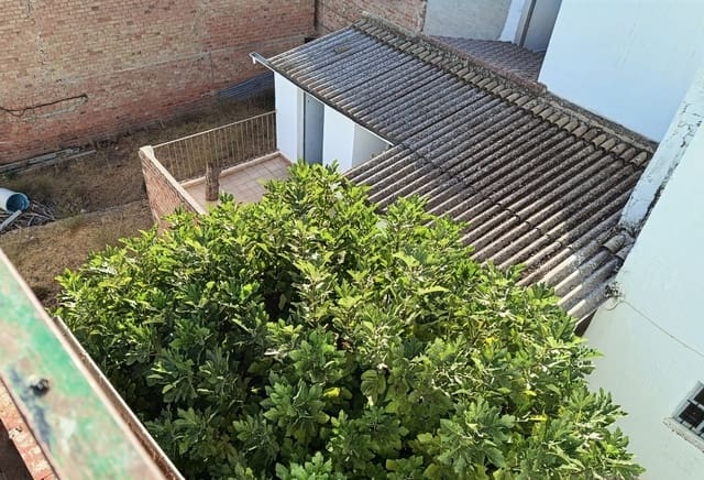 10 sovrum Hus till salu i Fuente-Tójar med garage - 109 000 € (Ref: 10149339)