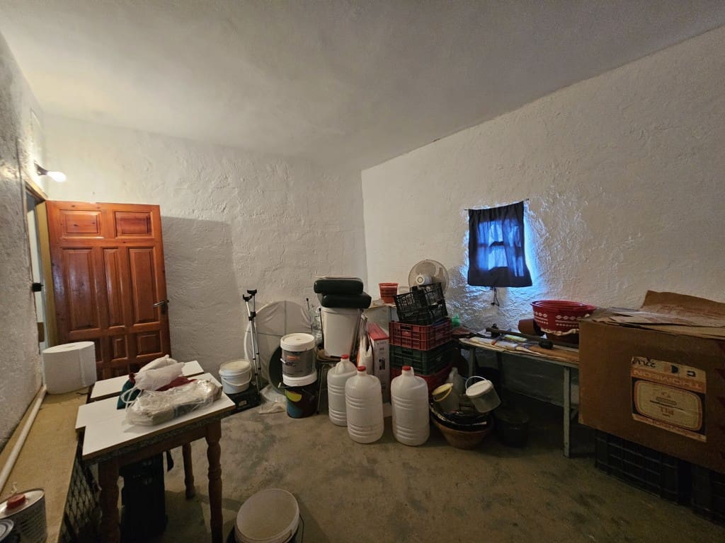 6 chambre Finca/Maison de Campagne à vendre à Cabra - 150 000 € (Ref: 10162094)