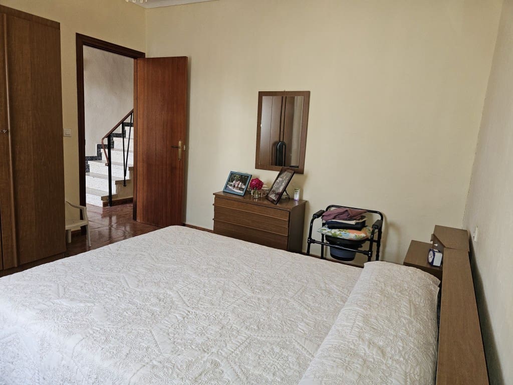 6 chambre Finca/Maison de Campagne à vendre à Cabra - 150 000 € (Ref: 10162094)