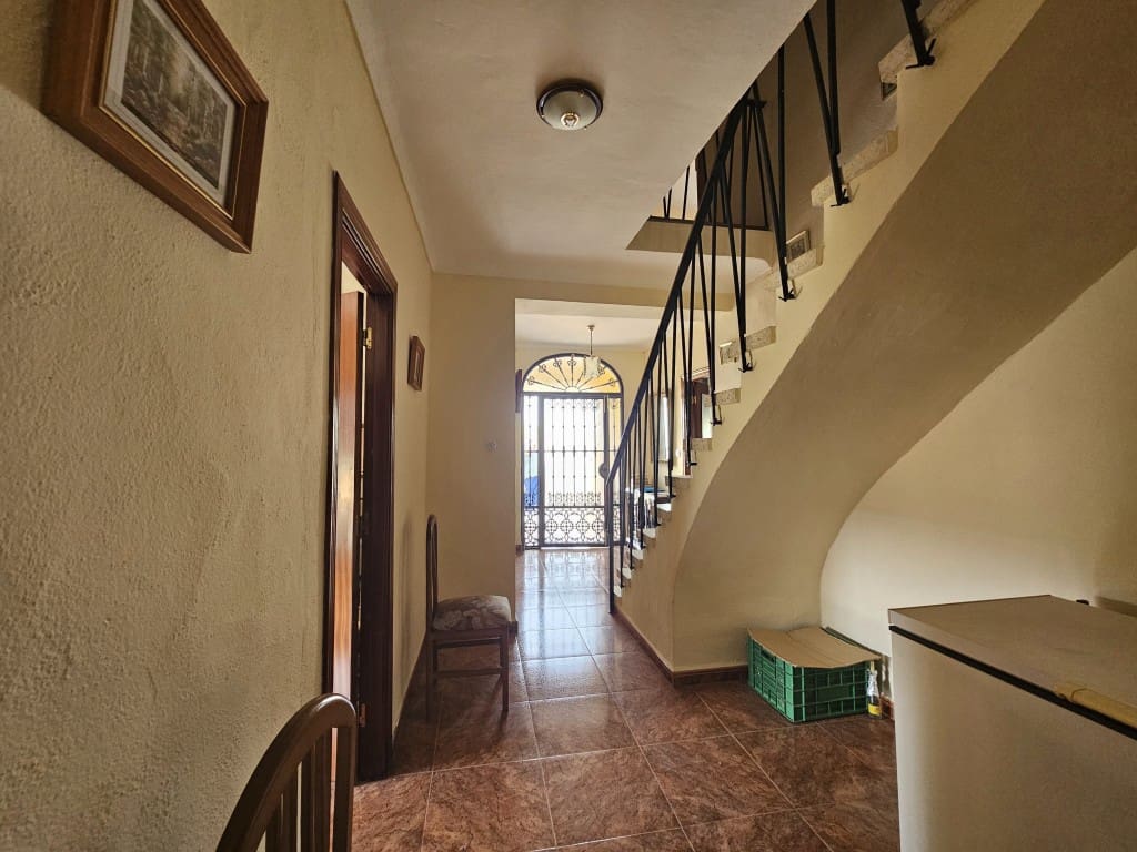 6 chambre Finca/Maison de Campagne à vendre à Cabra - 150 000 € (Ref: 10162094)