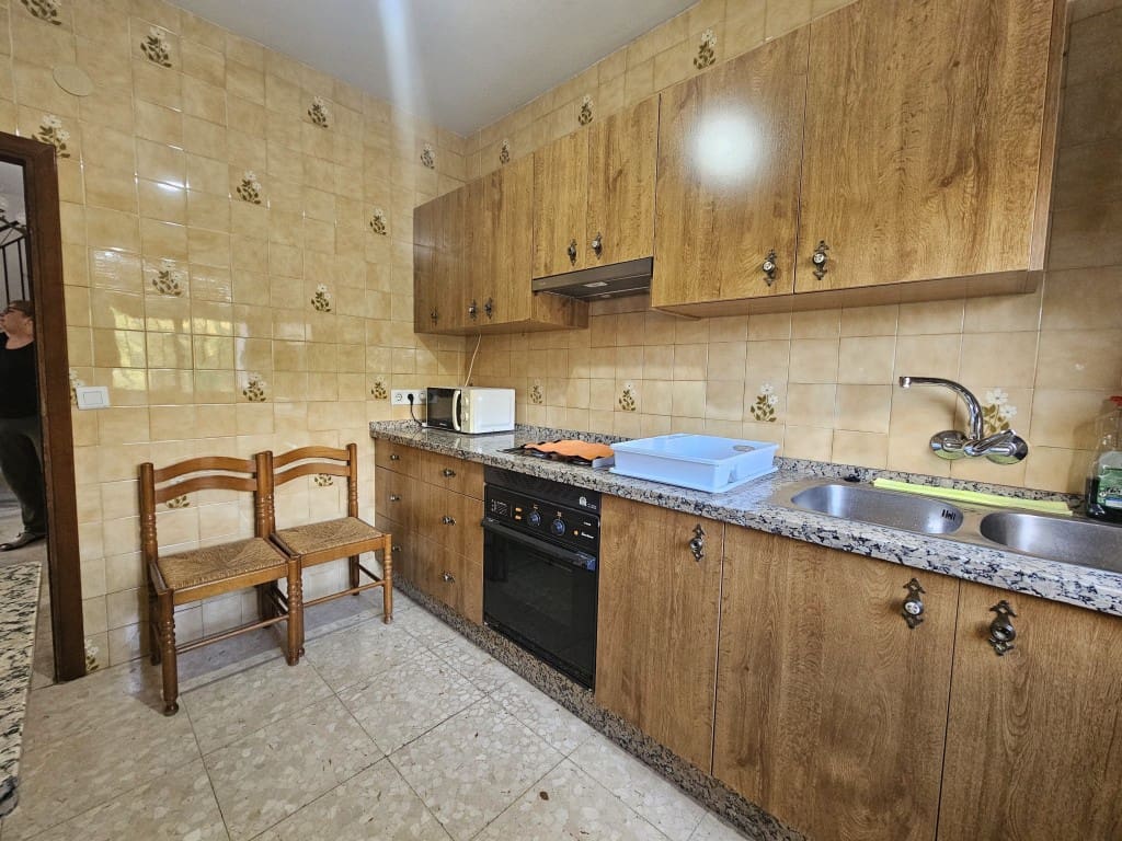 4 chambre Finca/Maison de Campagne à vendre à Cabra avec garage - 149 000 € (Ref: 10162095)
