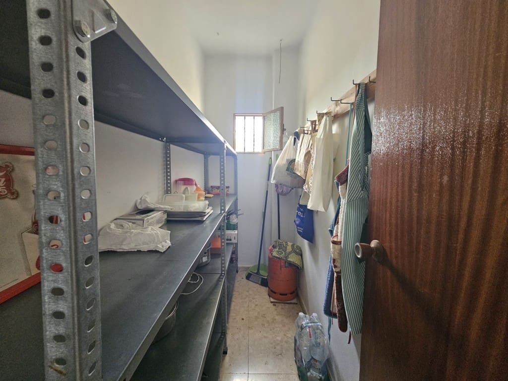 4 chambre Finca/Maison de Campagne à vendre à Cabra avec garage - 149 000 € (Ref: 10162095)