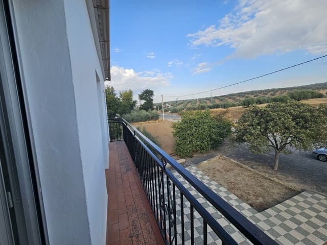 4 soveværelse Finca/Landehus til salg i Cabra med garage - € 149.000 (Ref: 10162095)