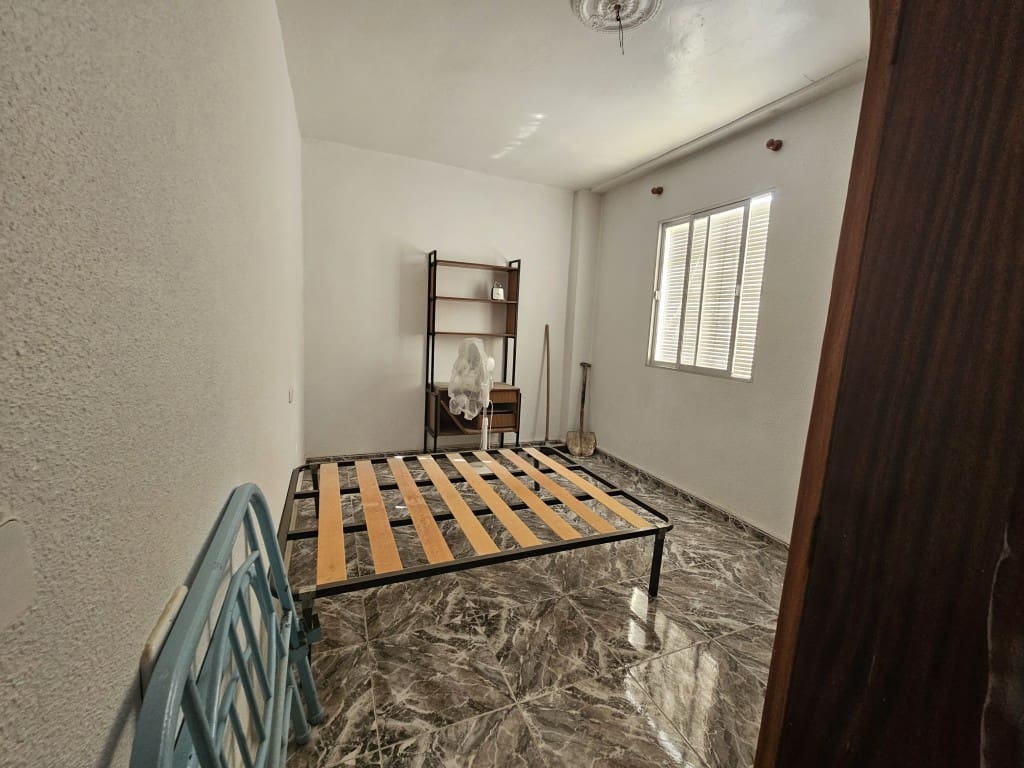 3 soverom Hus til salgs i Monturque - € 59 000 (Ref: 10162097)