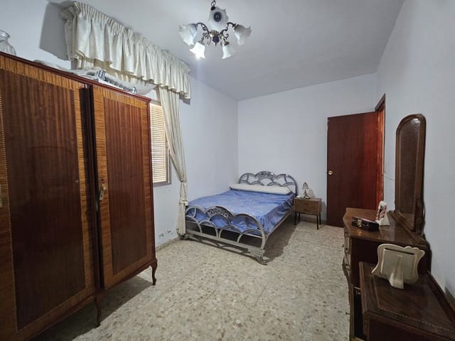 3 soverom Hus til salgs i Monturque - € 59 000 (Ref: 10162097)