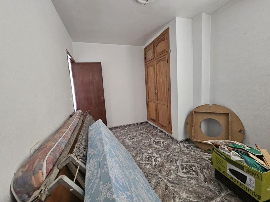 3 soverom Hus til salgs i Monturque - € 59 000 (Ref: 10162097)