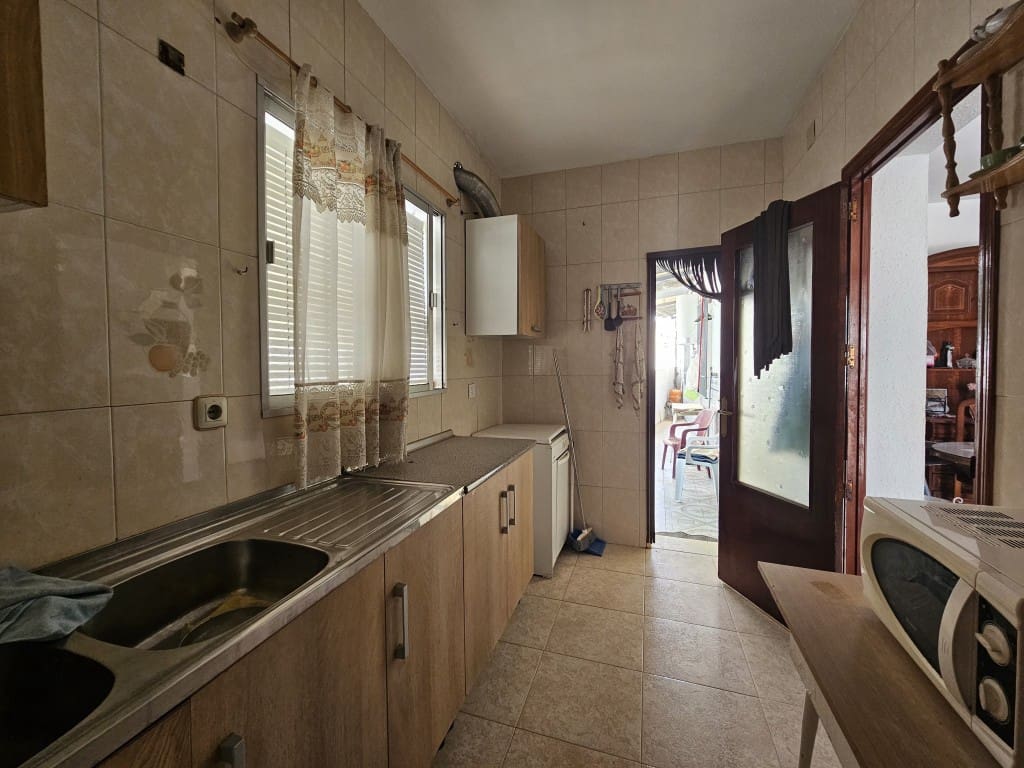 3 soverom Hus til salgs i Monturque - € 59 000 (Ref: 10162097)