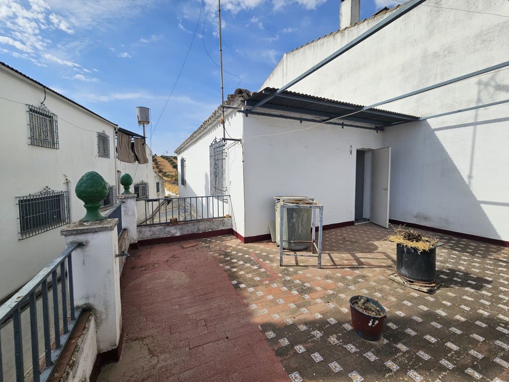 3 soverom Hus til salgs i Monturque - € 59 000 (Ref: 10162097)