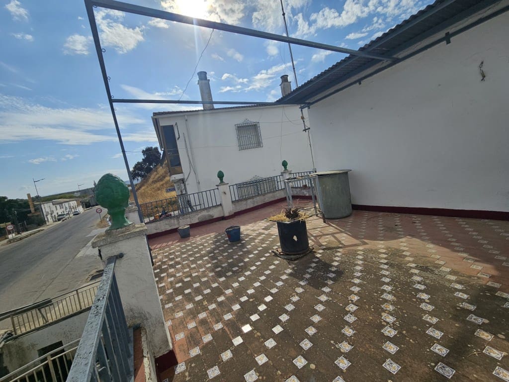 3 soverom Hus til salgs i Monturque - € 59 000 (Ref: 10162097)
