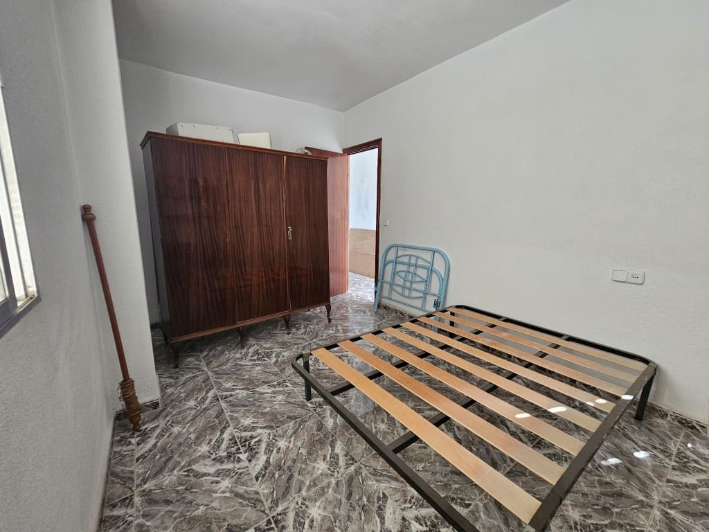 3 soverom Hus til salgs i Monturque - € 59 000 (Ref: 10162097)