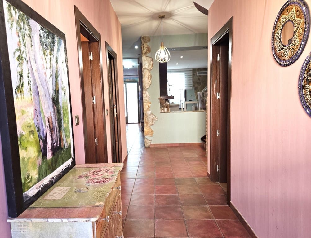 4 soverom Hus til salgs i Luque med garasje - € 249 000 (Ref: 10162389)