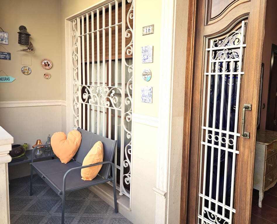 4 soverom Hus til salgs i Luque med garasje - € 249 000 (Ref: 10162389)