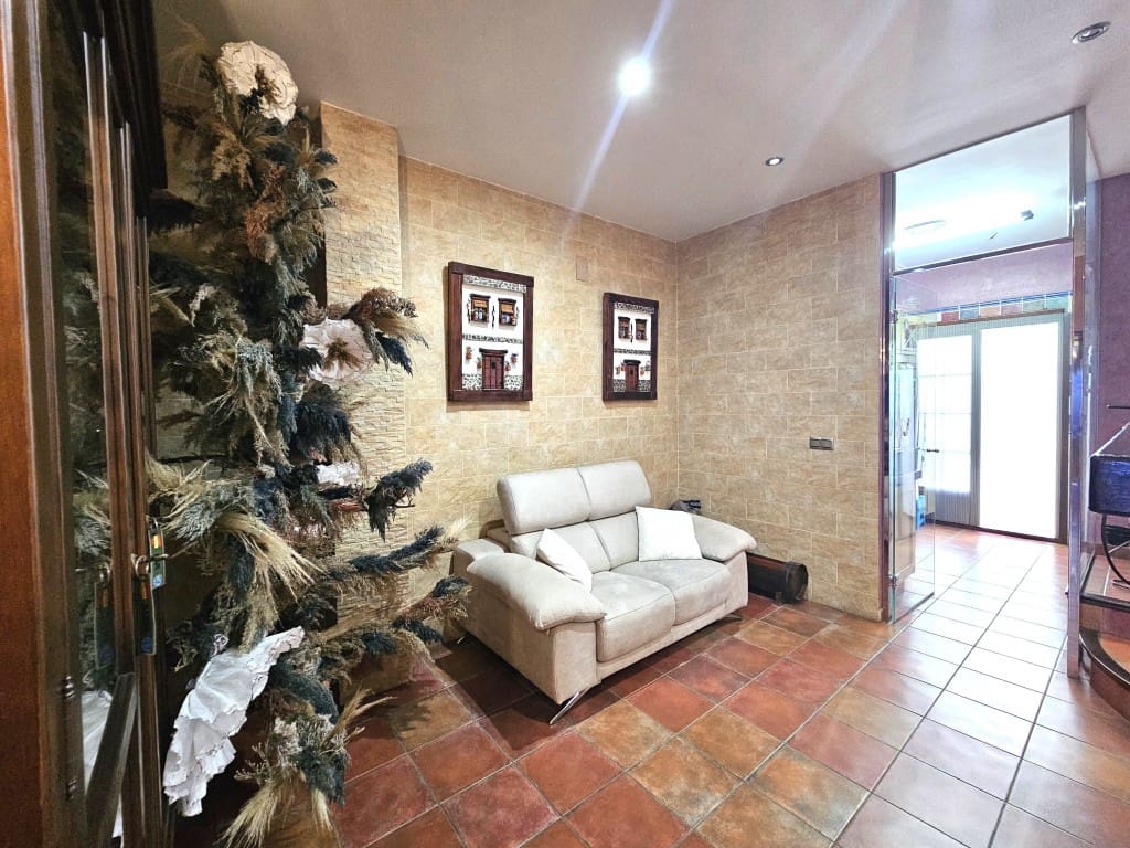 4 soverom Hus til salgs i Luque med garasje - € 249 000 (Ref: 10162389)