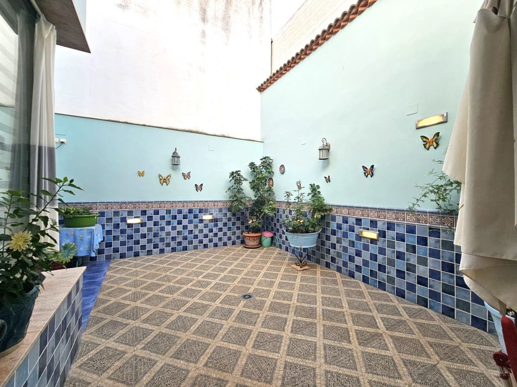 4 soverom Hus til salgs i Luque med garasje - € 249 000 (Ref: 10162389)