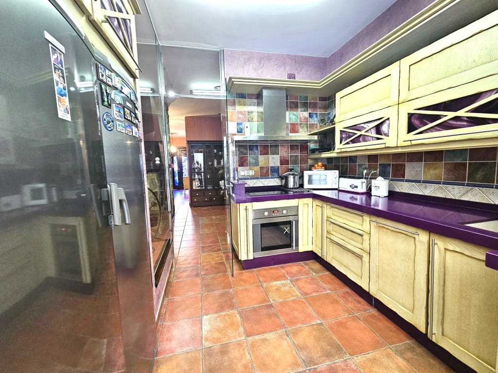 4 soverom Hus til salgs i Luque med garasje - € 249 000 (Ref: 10162389)