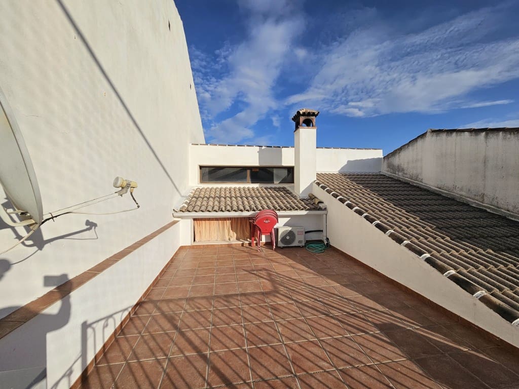 4 soverom Hus til salgs i Luque med garasje - € 249 000 (Ref: 10162389)