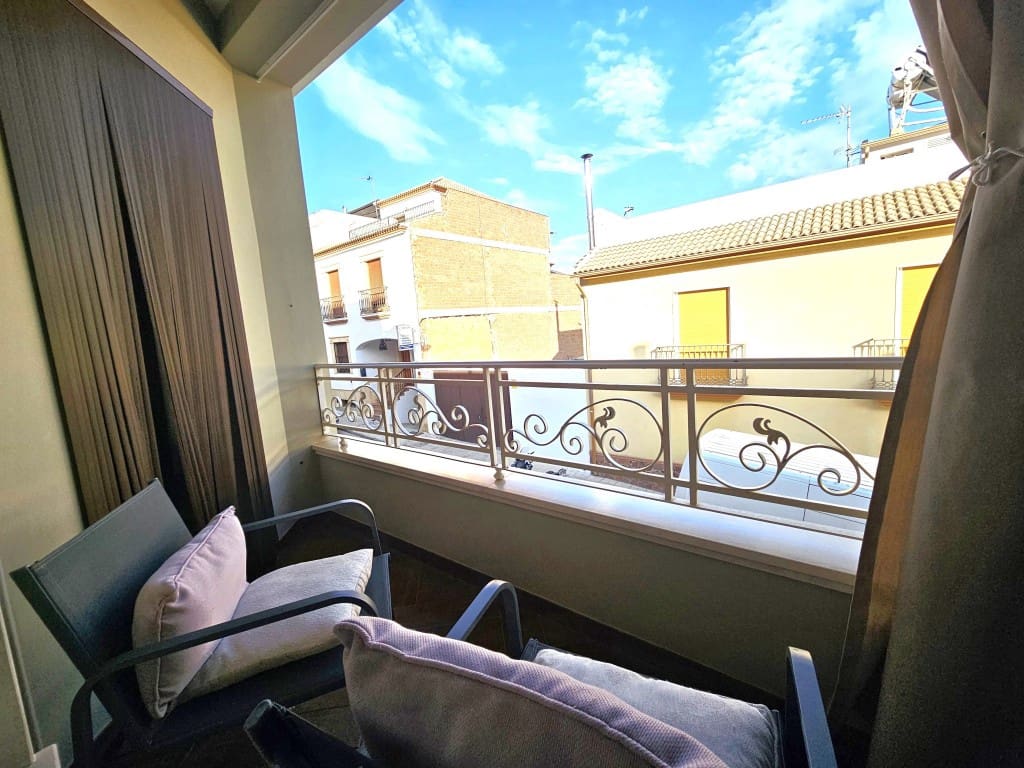 4 soverom Hus til salgs i Luque med garasje - € 249 000 (Ref: 10162389)