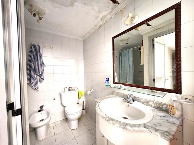 4 bedroom Townhouse for sale in Luque - € 45,000 (Ref: 10181656)