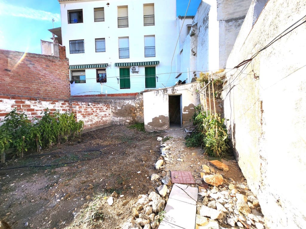 4 bedroom Townhouse for sale in Luque - € 45,000 (Ref: 10181656)