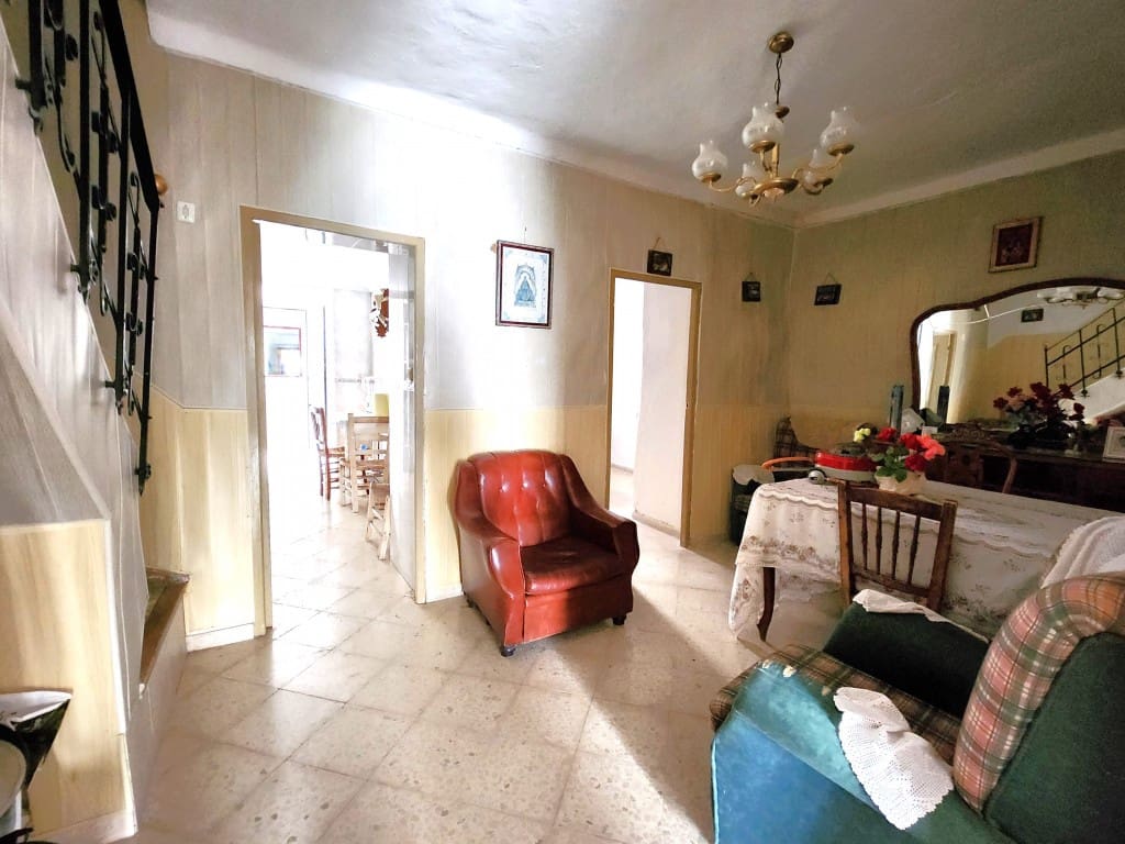 4 bedroom Townhouse for sale in Luque - € 45,000 (Ref: 10181656)