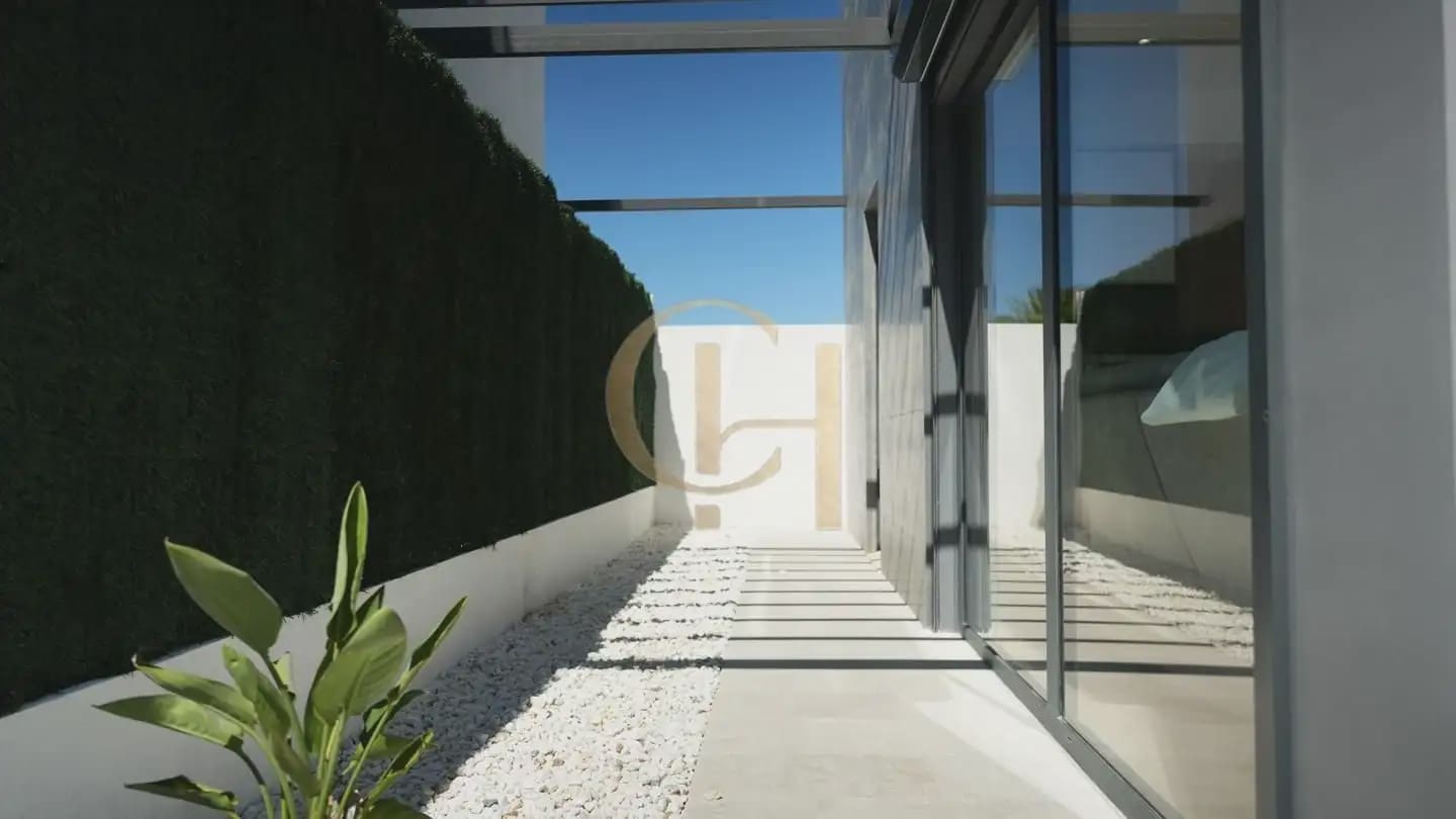 3 quarto Moradia para venda em La Nucia com piscina - 530 000 € (Ref: 10016298)