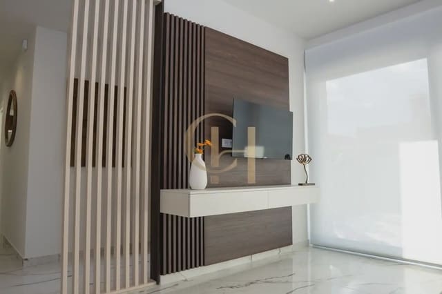Piso de 3 habitaciones en Ciudad Quesada, Rojales en venta - 549.000 € (Ref: 10016303)