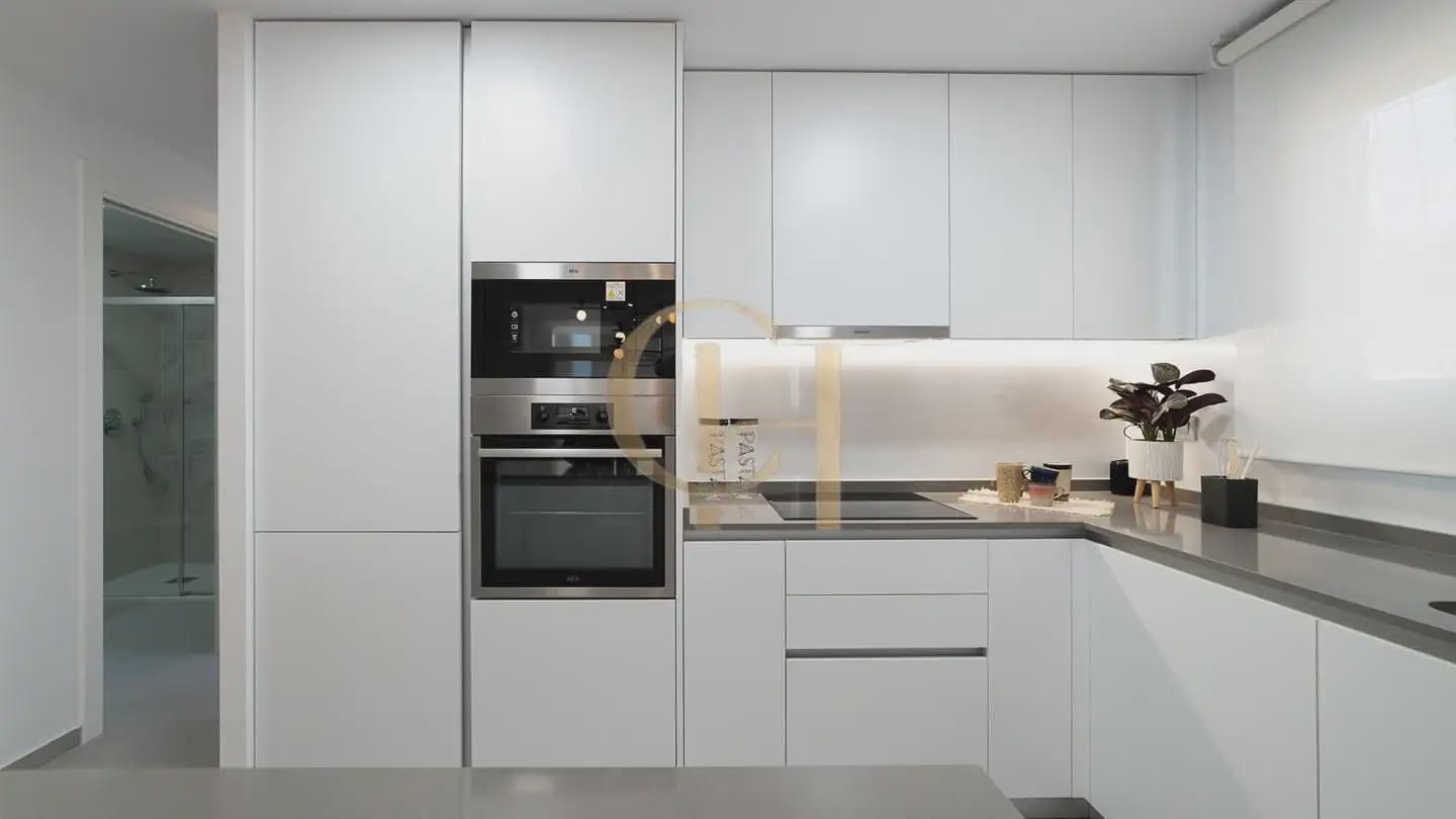 3 makuuhuone Asunto myytävänä paikassa Benidorm - 507 000 € (Ref: 10016309)