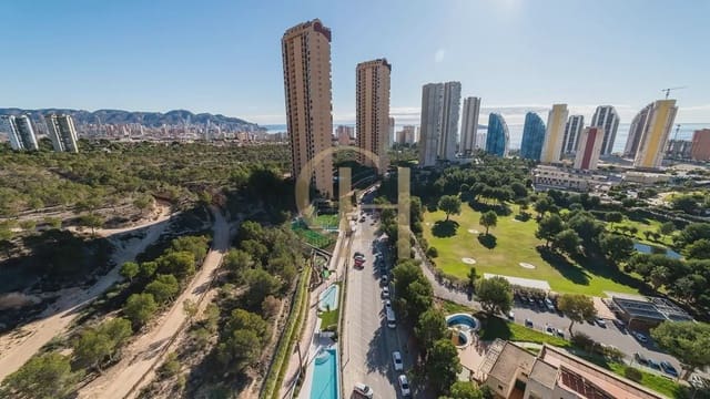 3 makuuhuone Asunto myytävänä paikassa Playa Poniente, Benidorm - 507 000 € (Ref: 10016309)
