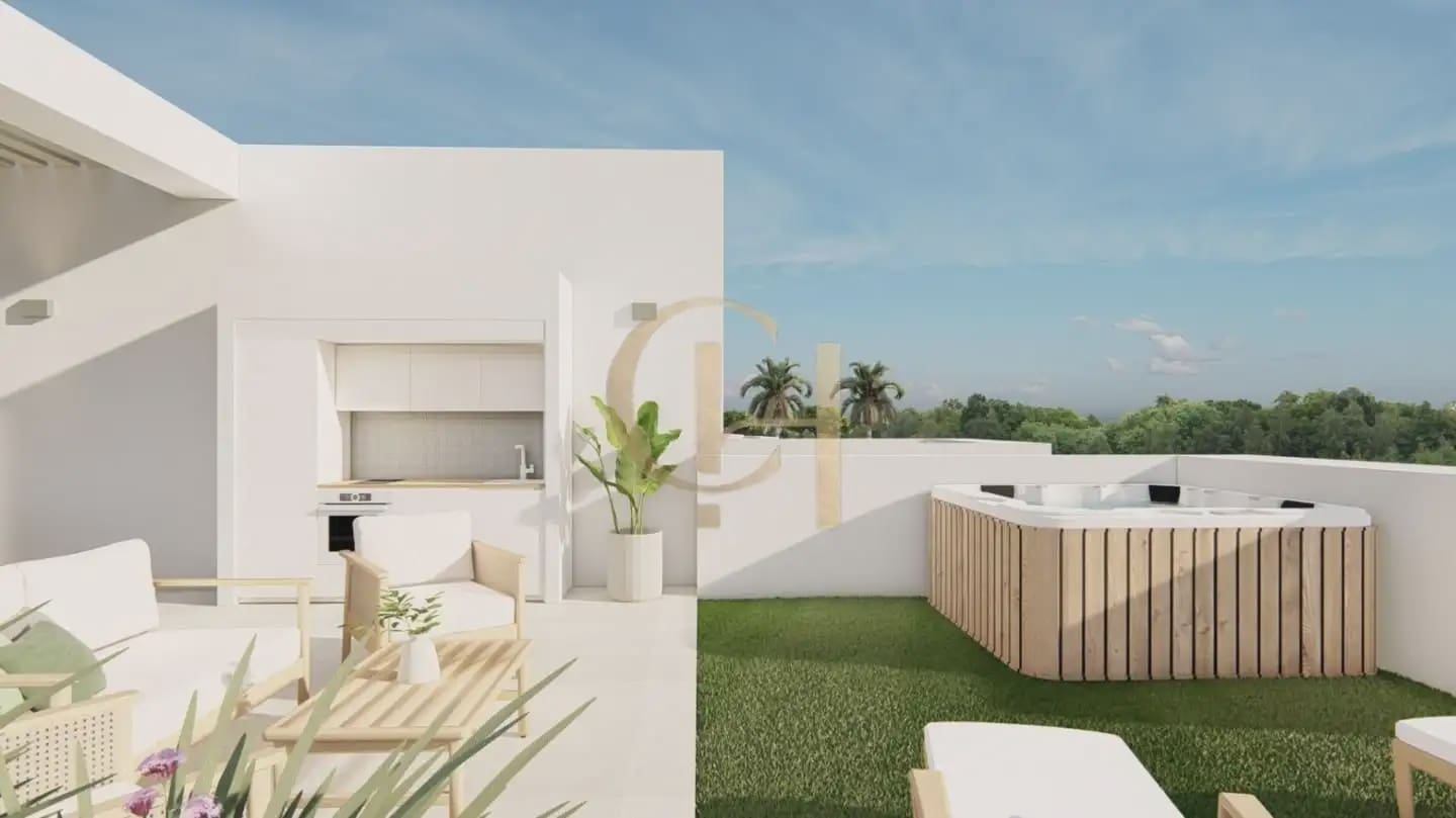 3 soveværelse Lejlighed til salg i Los Alcazares med swimmingpool - € 334.000 (Ref: 10016311)