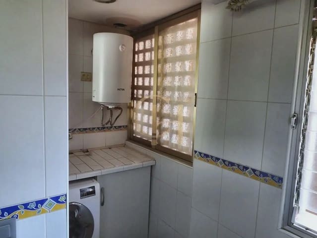 2 quarto Apartamento para venda em Playa de los Náufragos, Torrevieja com piscina - 135 000 € (Ref: 10016316)