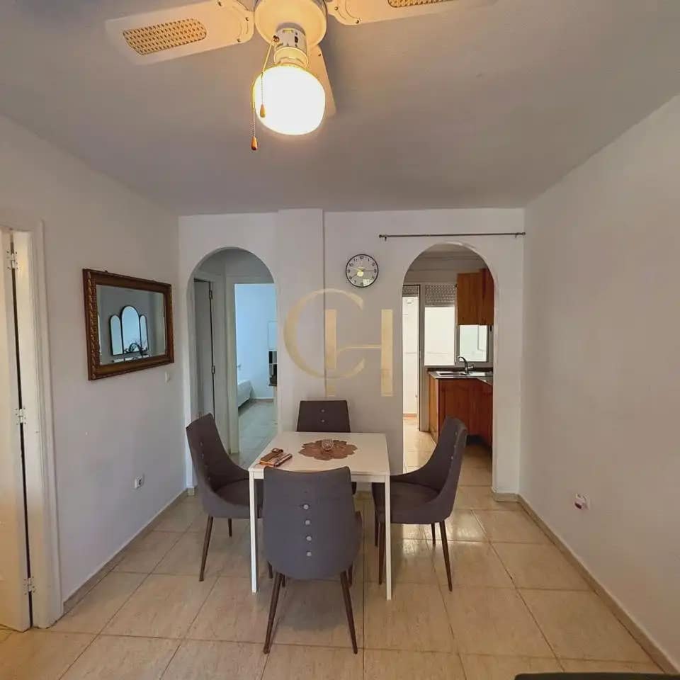 2 Zimmer Bungalow zu verkaufen in Torrevieja mit Pool - 130.000 € (Ref: 10062676)